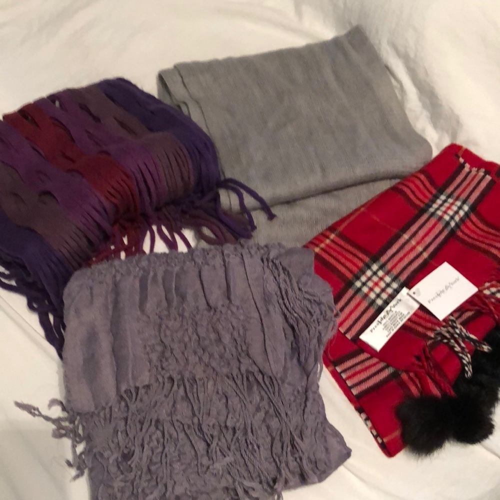Bundles 4 scarves